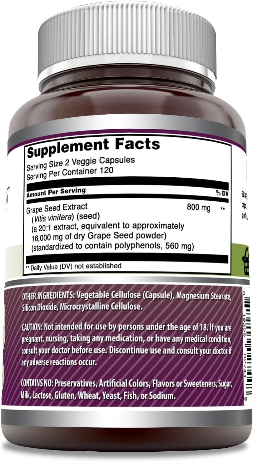 Supplement Facts panel on the Amazing Formulas Grape Seed Extract bottle: serving size 2 veggie capsules, 120 servings per container, grape seed extract 800 mg, a 20:1 extract standardized to 560 mg polyphenols